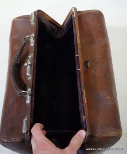 Leather Moynat  bag