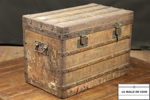 Damier Louis Vuitton trunk from the rue scribe Paris -/+1890 in very good  condition - Trunks - Search Results - European ANTIQUES & DECORATIVE