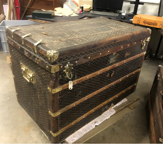 Restoring a Vintage Steamer Trunk : 8 Steps (with Pictures