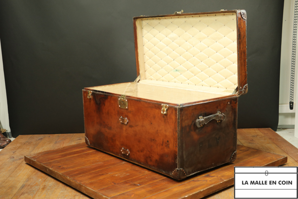 File:LV Steamer Trunk.jpg - Simple English Wikipedia, the free