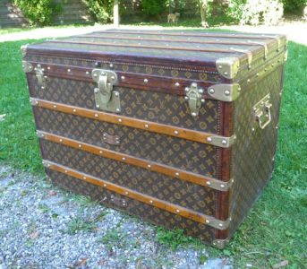 Estimate of a Louis Vuitton trunk in 2023 ? - Malle2luxe