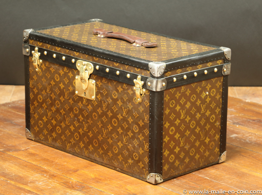 Antique Louis Vuitton Trunk In Monogram Canvas 110 Cm