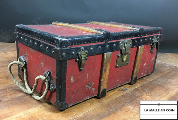 Louis Vuitton Calf Leather Trunk with Titanic Provenance at 1stDibs  louis  vuitton titanic, titanic louis vuitton trunk, louis vuitton trunk titanic