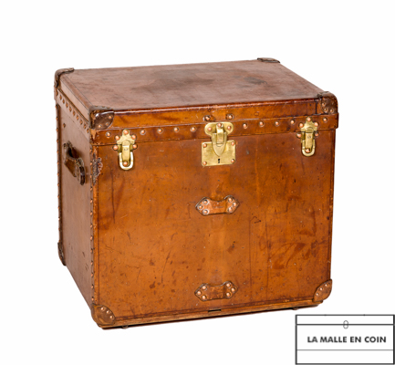 A Louis Vuitton Trunk That Belonged To Ernest Hemingway Has Been Found In  Paris