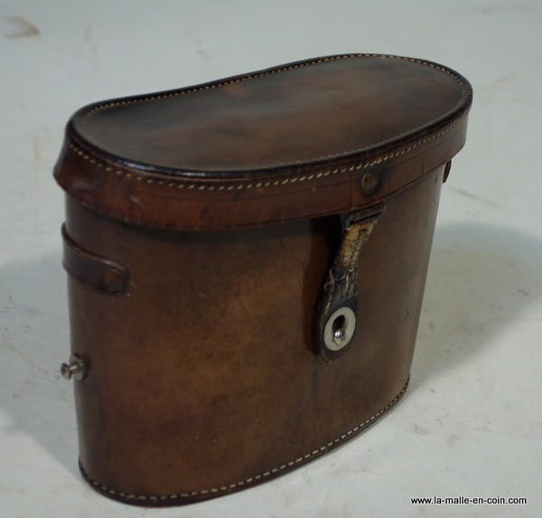 R1851 Leather binoculars case