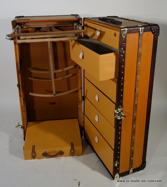 Louis Vuitton wardrobe trunk, orange vuittonite coated - mtt2015-39 