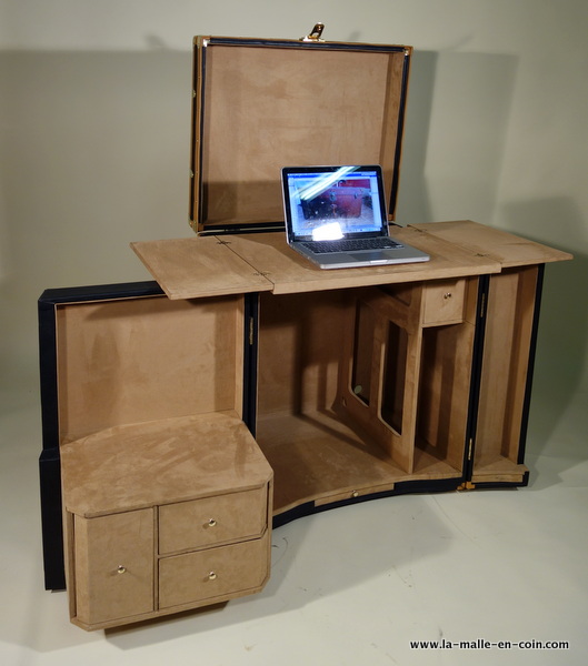 Malle Bureau
