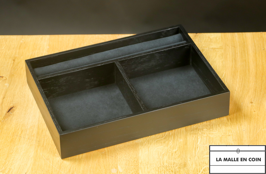 Black tray with black velvet 