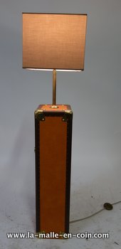 R1537 Hartmann lamp