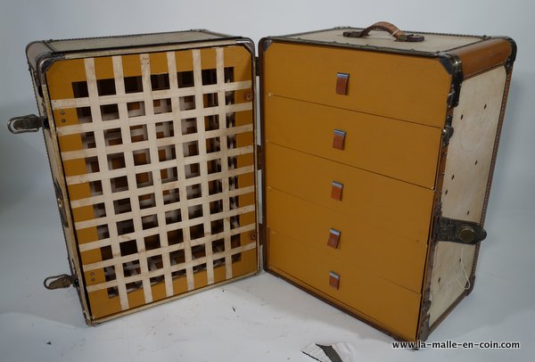 Luxury Trunks R1866 Hartmann Wardrobe Trunk