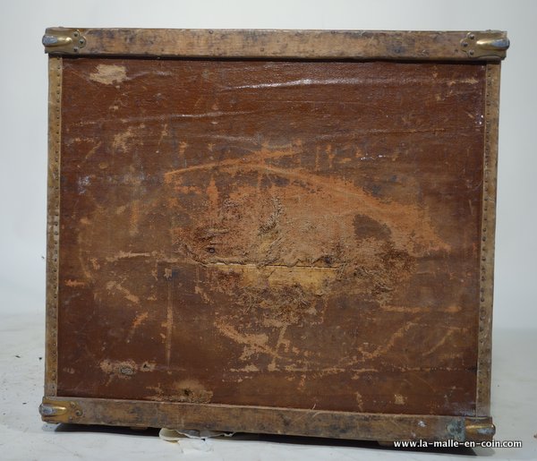Malle à chapeaux, toile brune et ses bandes d'écurie R2981