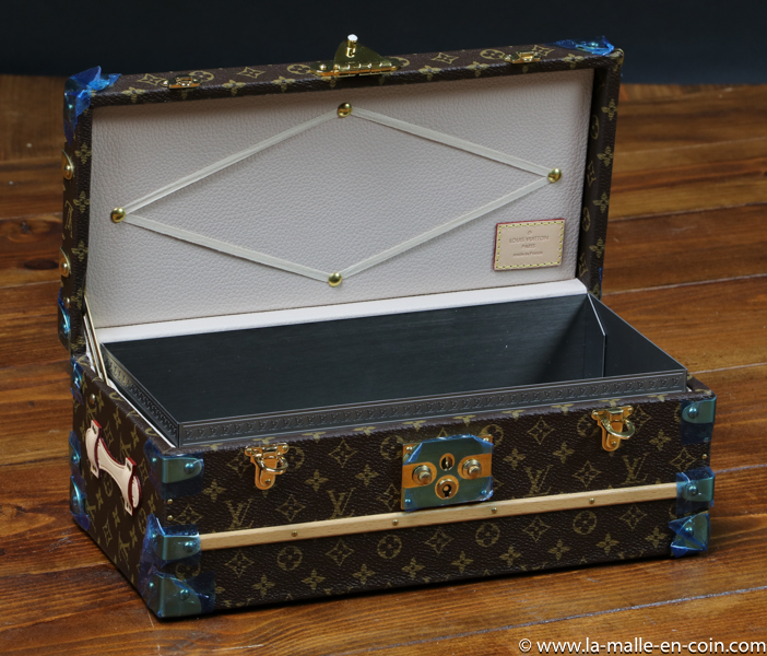 Flower trunk, special order from Louis Vuitton new