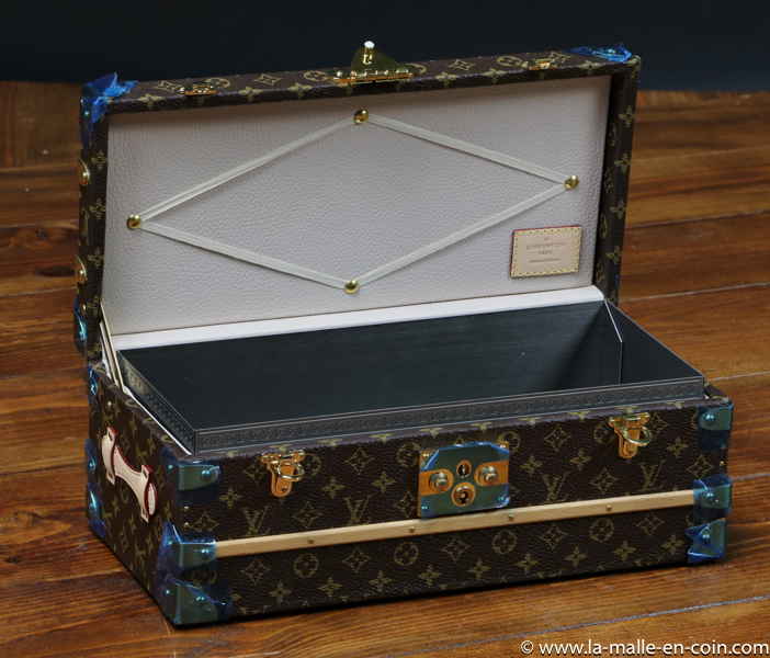 vuitton flower trunk