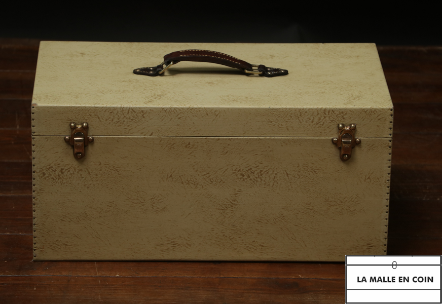 Louis Vuitton: small Vanity type box