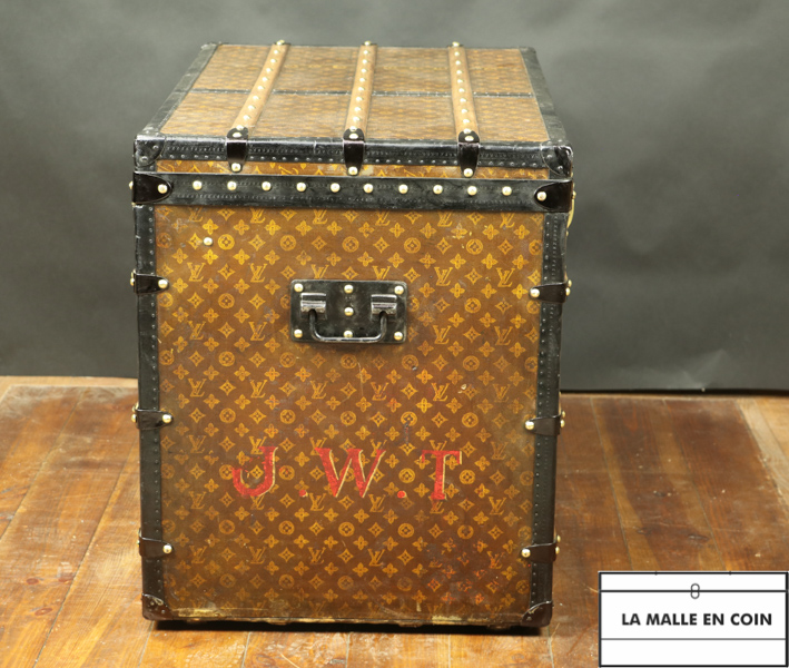 Sold at Auction: LOUIS VUITTON 90 cabine maresque trunk 1914