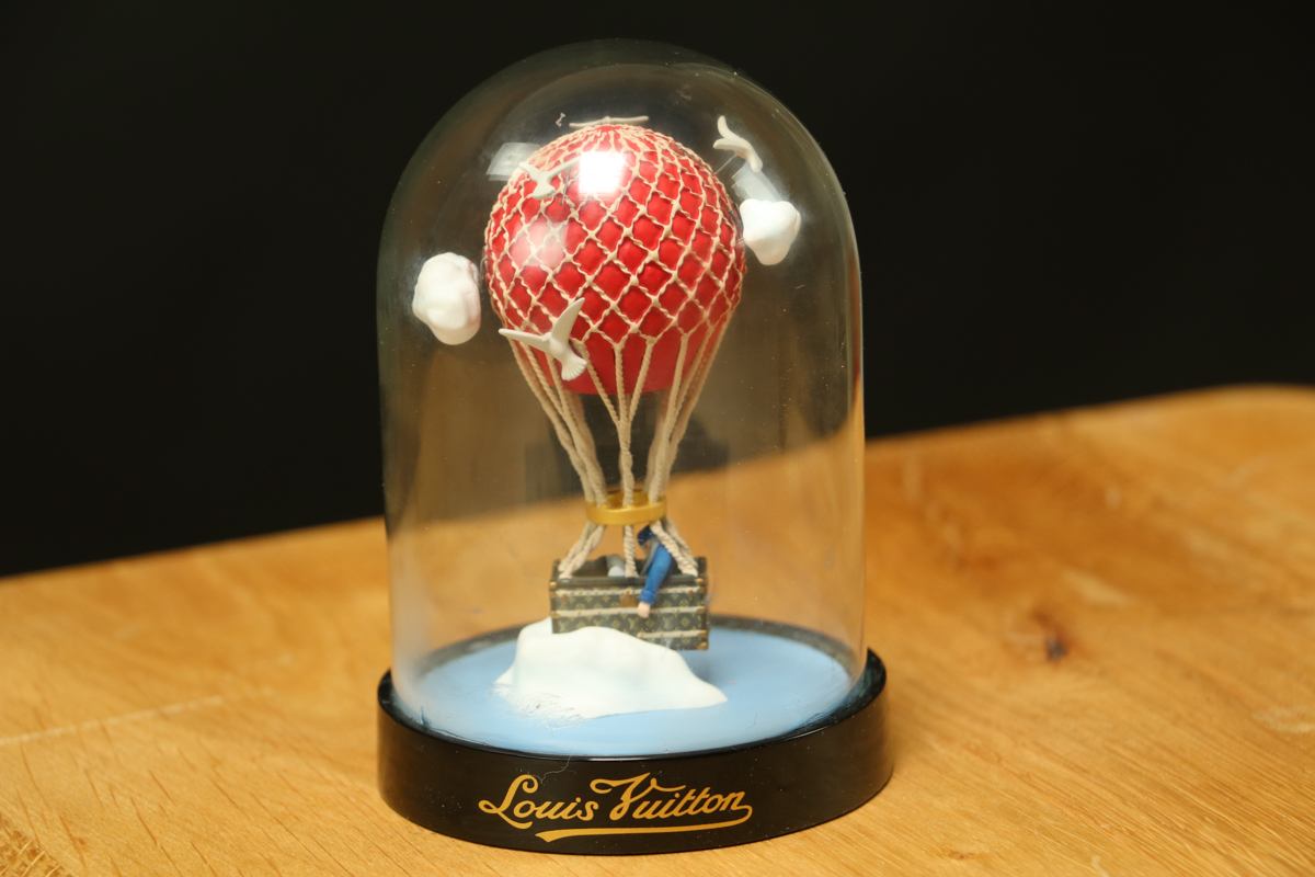 LOUIS VUITTON Snow globe Dome Maruaero novelty 2013 Pigeon Balloon