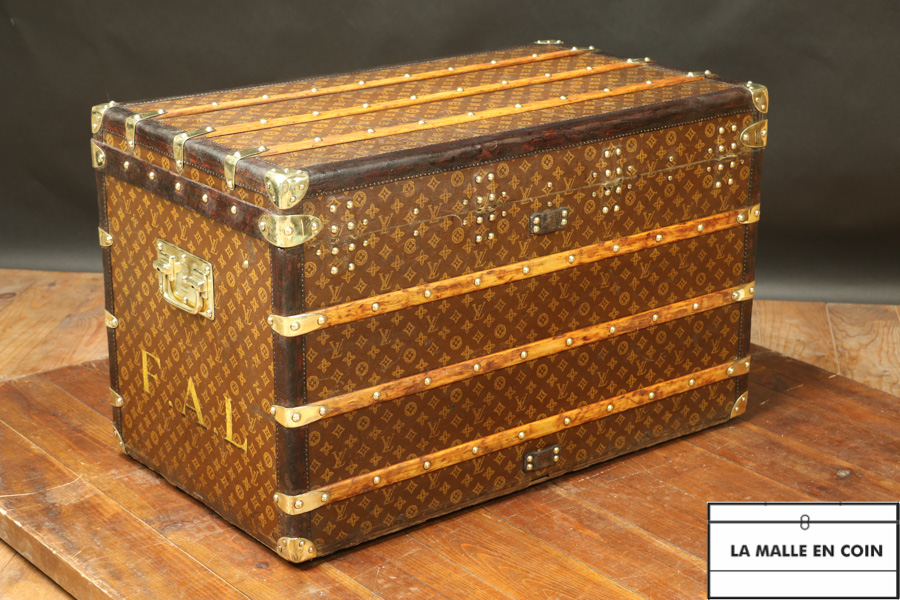 louis vuitton first trunk