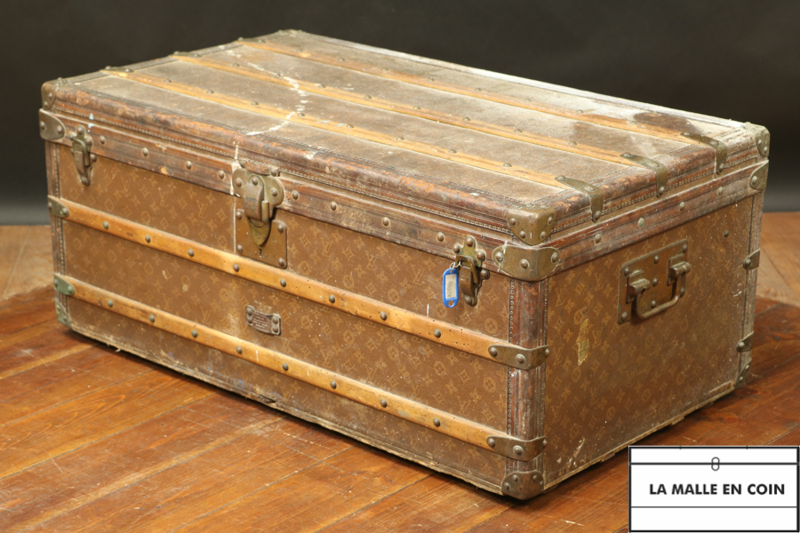 Louis Vuitton trunk circa 1900