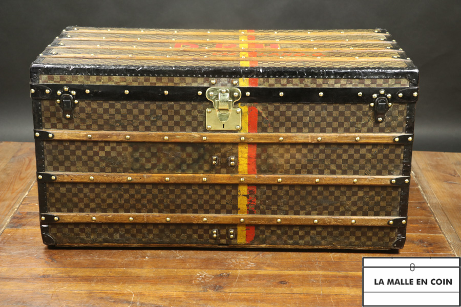 Antique Trunk in Damier Canvas from Louis Vuitton, 1900 for sale