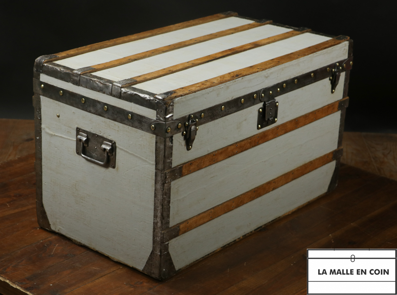 Louis Vuitton rectangular trunk in Trianon grey canvas