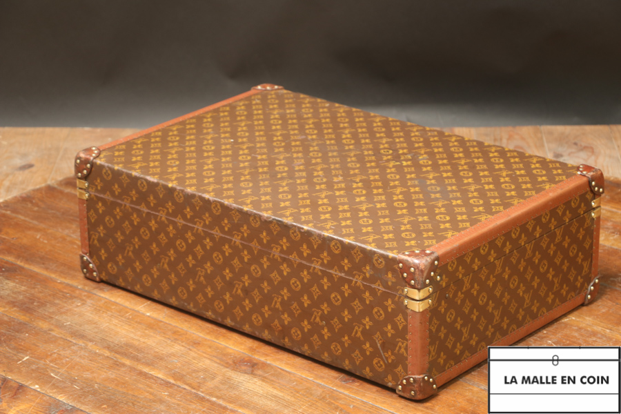 Louis Vuitton Monogram Mail Canvas Stencil Trunk Brown ref.90868 - Joli  Closet