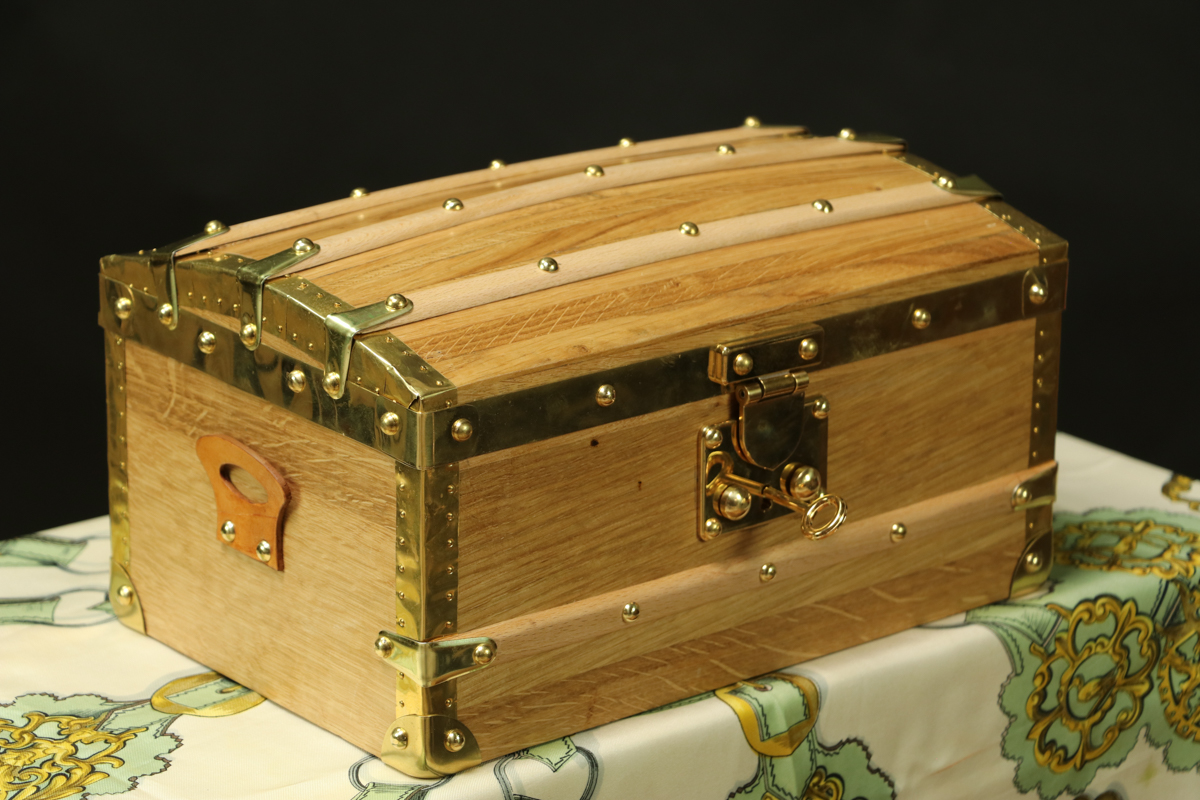 Malle de poupée Chêne et laiton R2835 