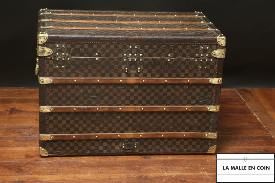 Luxury trunks : R3184 Malle Louis Vuitton courrier damier 1889