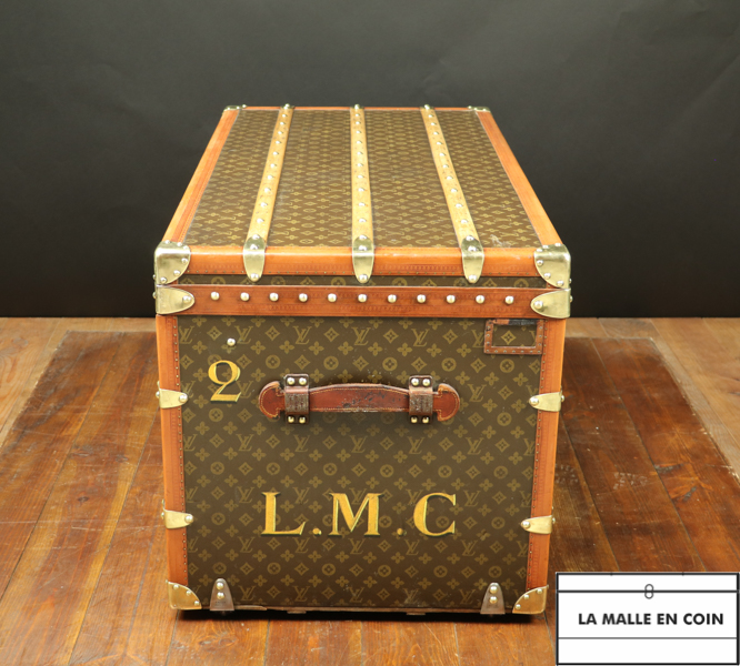 Louis Vuitton Trunk. Malle Courrier 100. KOS home