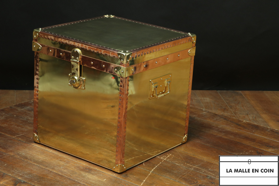 Malle cubique en laiton  