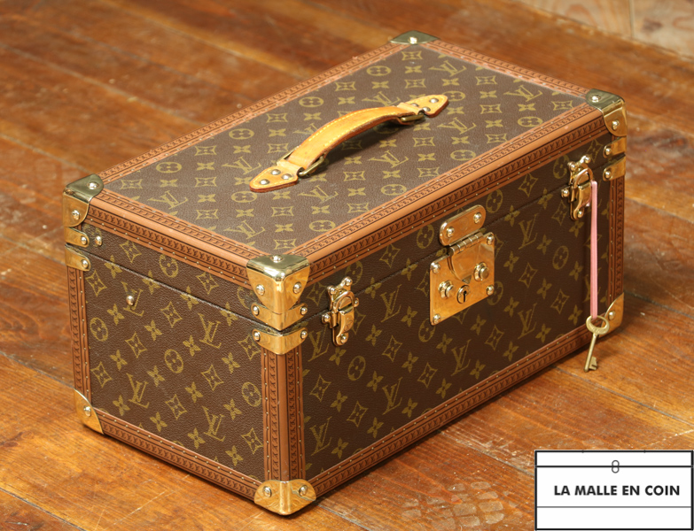 Louis Vuitton Vintage Trunk Vanity Case Restoration