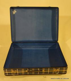 3_R1789_Valise_ecossaise_ouverte__1511971248_213