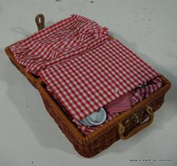 4_Valise__dinette__ouverte_1__1511882957_716