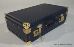 5_R1305__Attacher_case_noir_3_4__1511961098_354