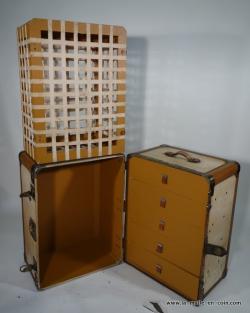 8_R1866_Wardrobe_hartmann_avec_clef__ouverte_3__1511884772_618