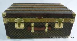 MOYNAT damier trunk