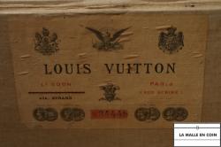 Malle__Louis_Vuitton_damier_1_er_serie_de_188911__1689872661_865