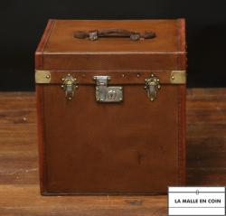 Malle_a_chapeau2__1720803258_61