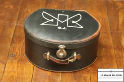 Malle_a_chapeau_noir_avec_clef1__1538857468_971