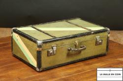 Vieille valise à vendre clearance