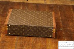 R2617_attacher_case_Louis__Vuitton_7__1541709128_62