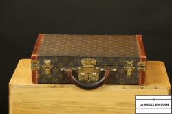 R2662_Attache_case__Louis_Vuitton_president_2__1549895876_493