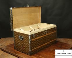 R2757__Malle_Louis_vuitton_camphre_10__1570168646_117