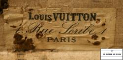 R3051_Malle__Louis_Vuitton_a_toile__raye__12__1659113480_466