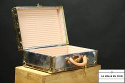 Valise__Zinc__poigne__e_cuir_3318__1777138977_350