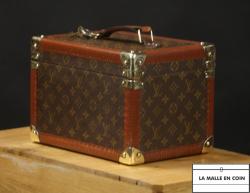Vanity_case_Louis_Vuitton_3316__1737231496_347
