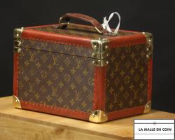 Vanity_case_Vuitton_avec_clef_6__1729804503_680