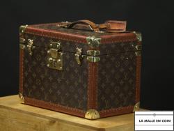 Vanity_case_monogram_Louis_Vuitton_8__1708683383_188