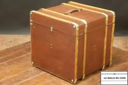 malle_a_chapeau_cintre4__1650616828_52